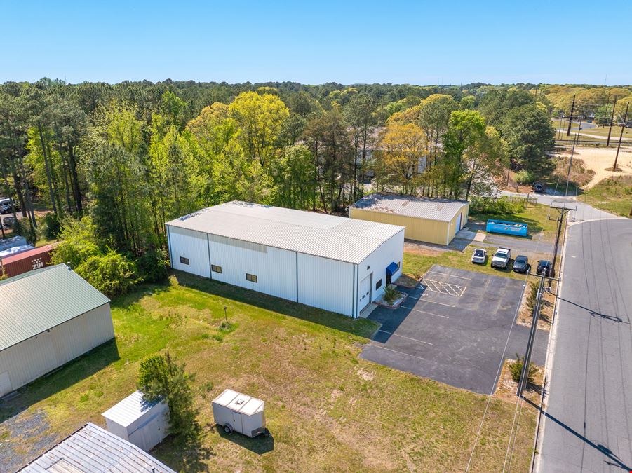 Free Standing Office/Warehouse for Sale or Lease