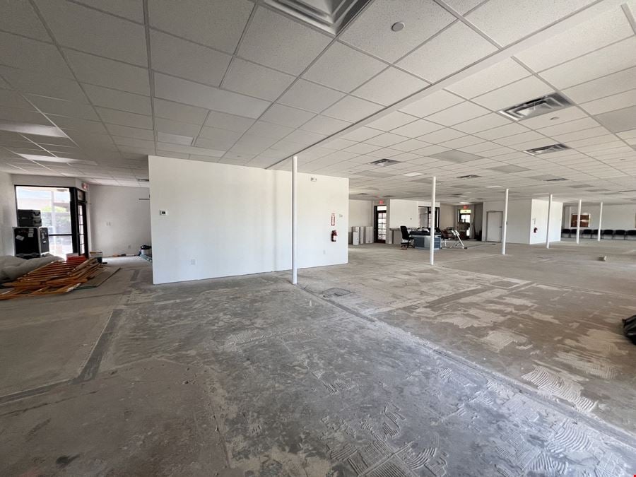 5900 North Granite Reef Road