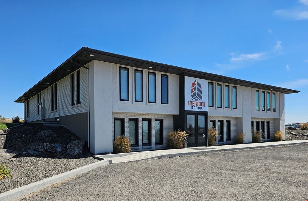 401 Brockman Loop