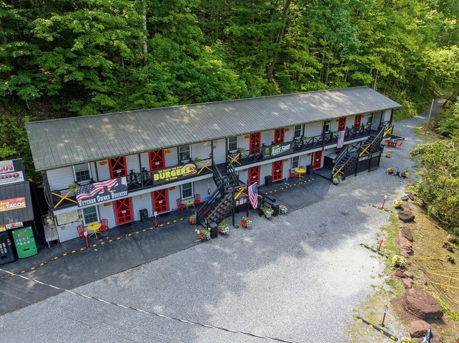 4407 Calderwood Hwy