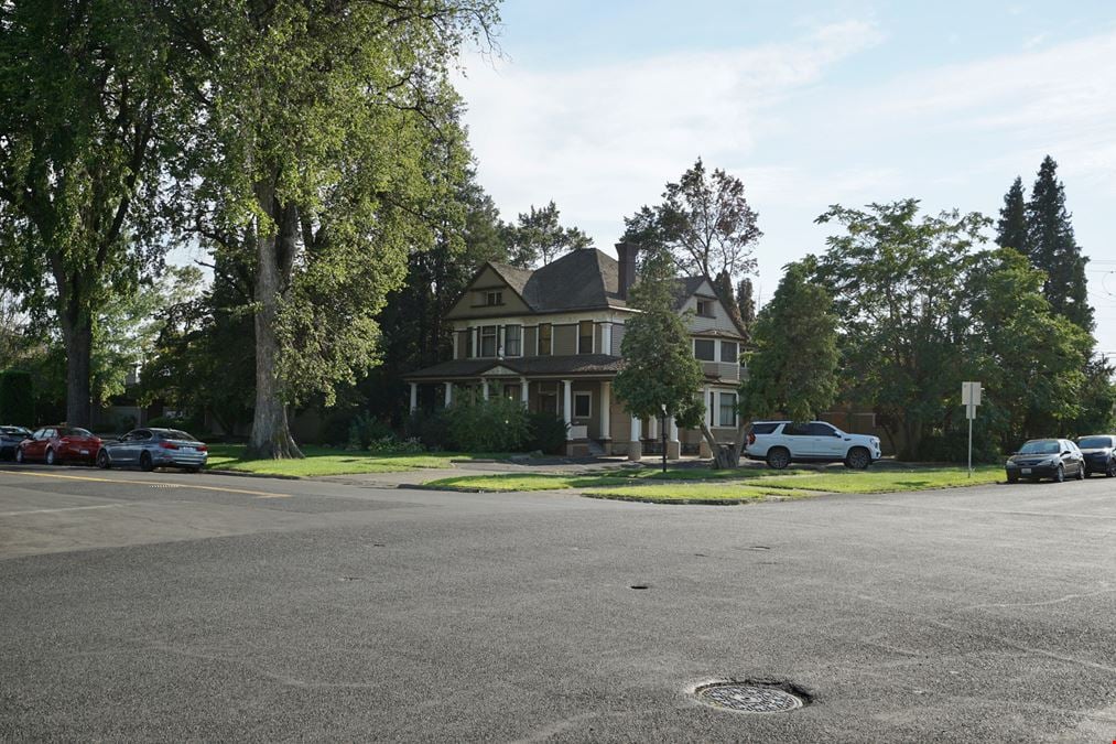 Distinctive Professional Downtown Office