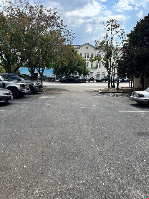 228 Richland Avenue West