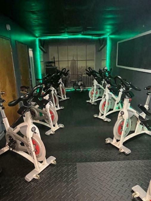 BELLWOOD FITNESS SUB-LEASE