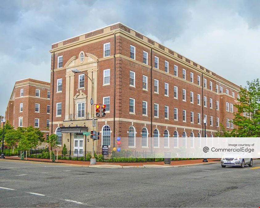 700 Penn
