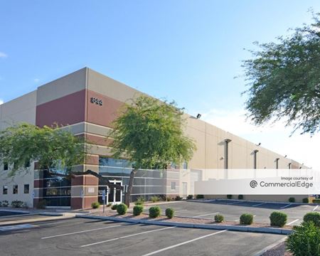 Preview of Industrial space for Rent at 844 N 44th Avenue