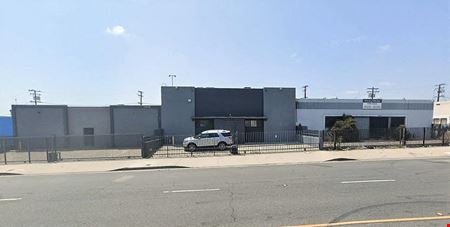 Preview of commercial space at 13107 S Broadway