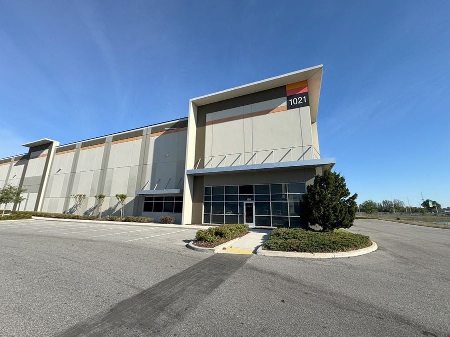 1021 Crews Commerce Dr