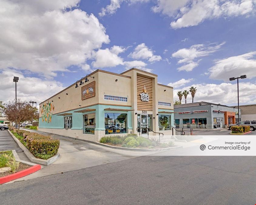 College Square Shopping Center