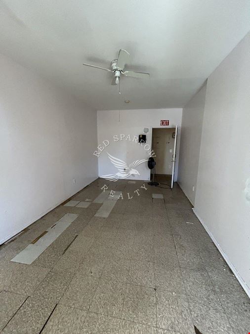 230 E 144th St