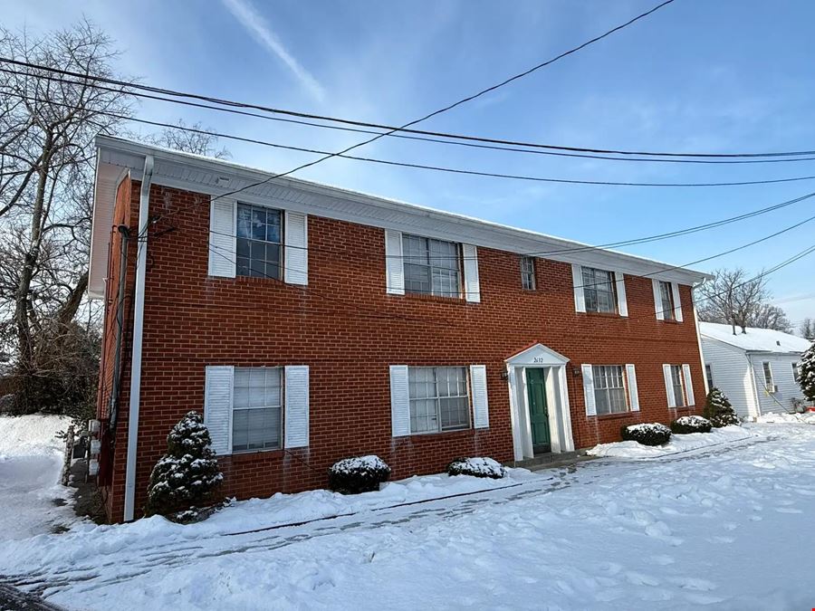 2628 Lindsay Ave