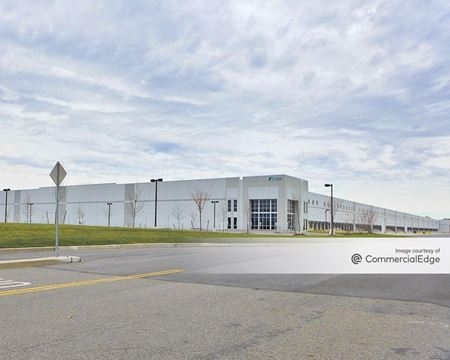 Preview of Industrial space for Rent at 1005 West Middlesex Avenue