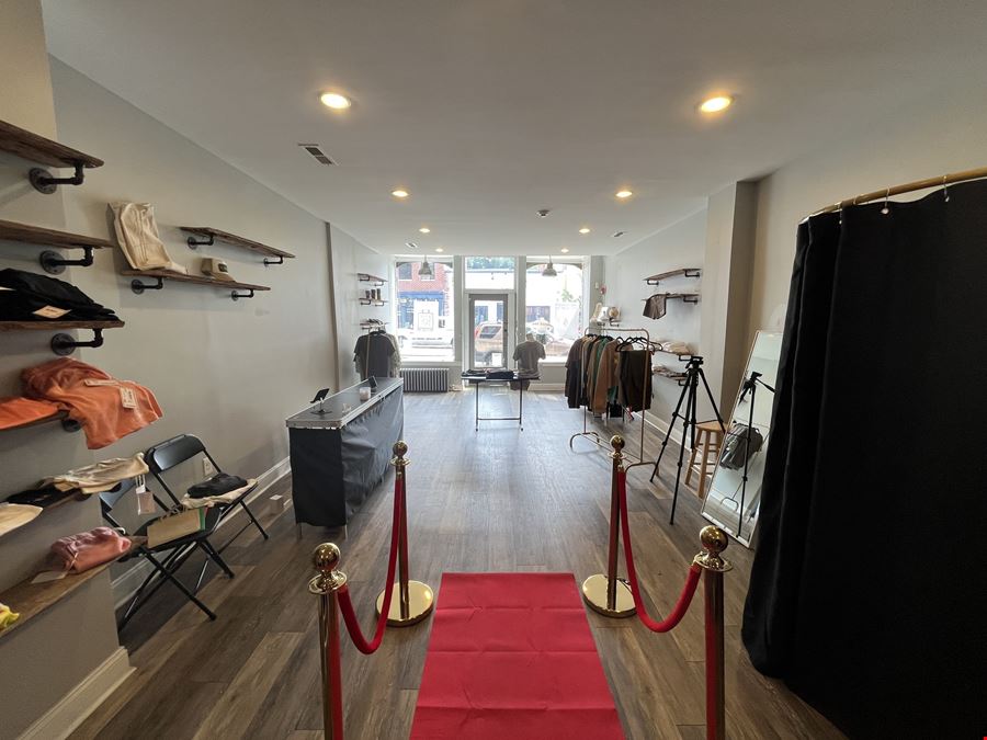 4331 Main St