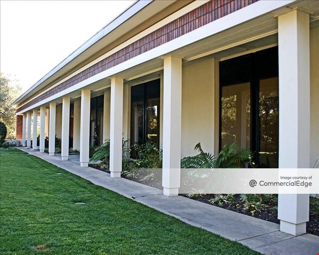 Sand Hill Commons
