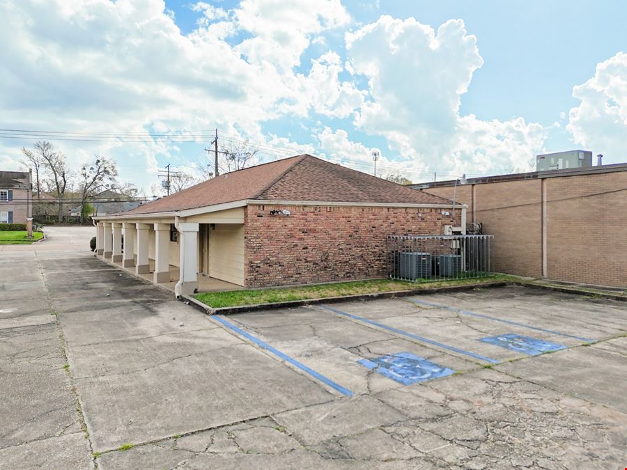 Former Law Office Near BRCC and Baton Rouge General