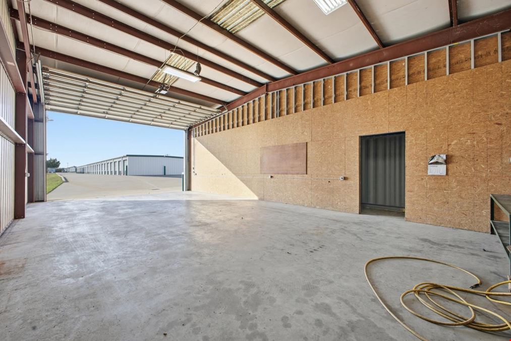 Highway 290 Office + Warehouse