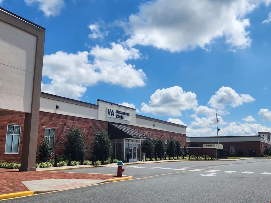 Blue Hen Corporate Center & Retail Pad Sites