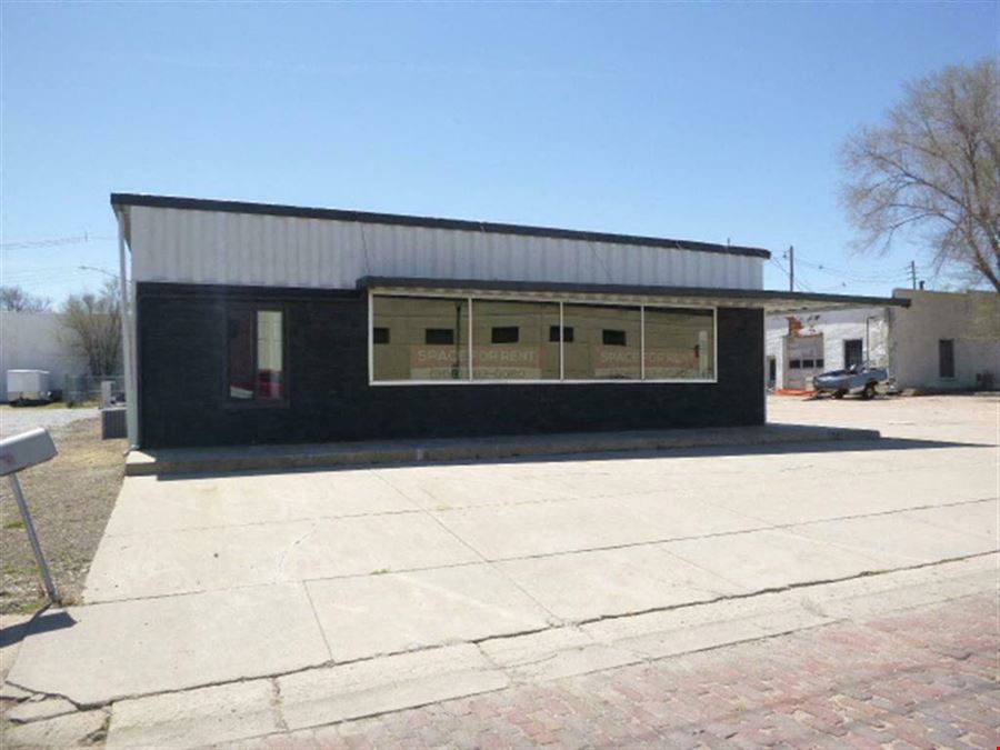 1218 K St Aurora, NE - Two Large Lots!