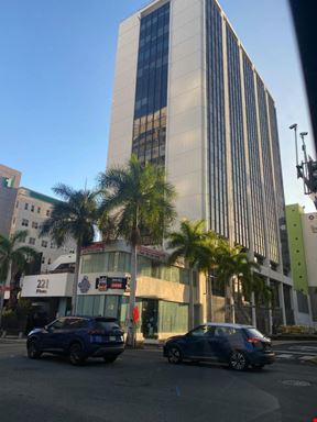 221 Plaza | Hato Rey