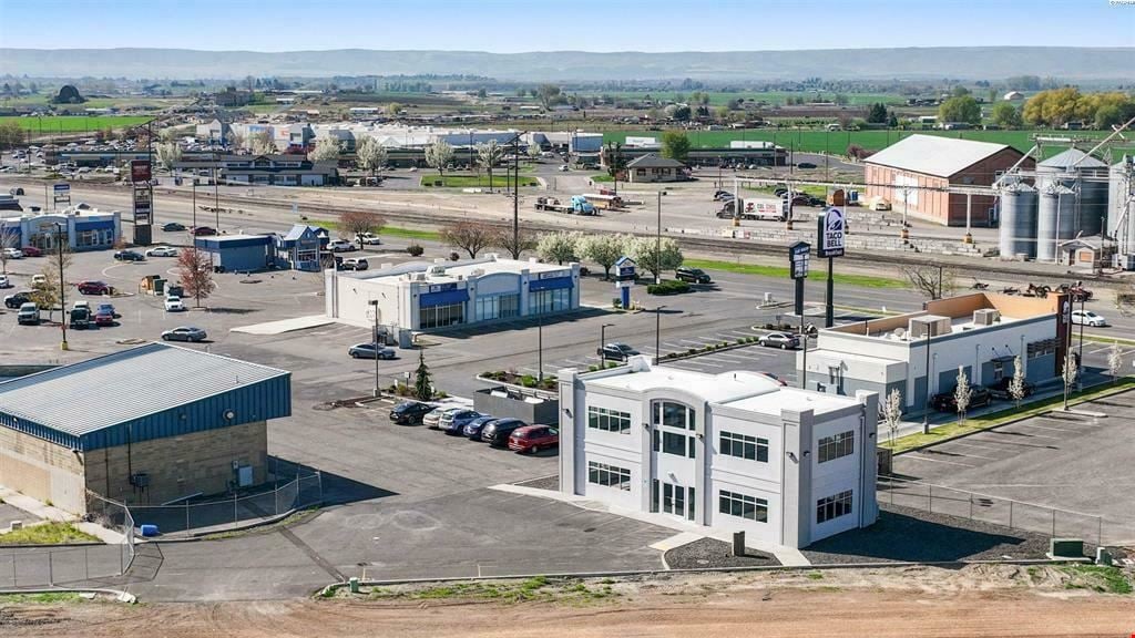 2576 Yakima Valley Hwy