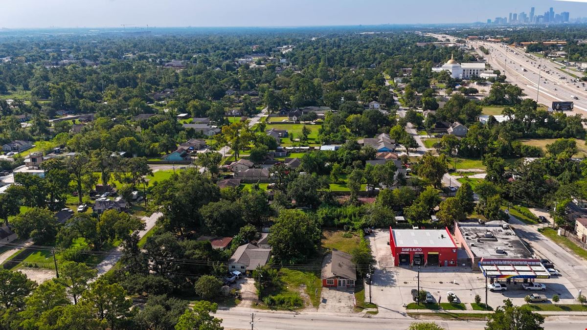 3718 Laura Koppe Rd, Houston, TX 77093