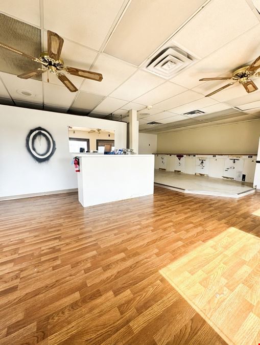 2223 Woodville Rd
