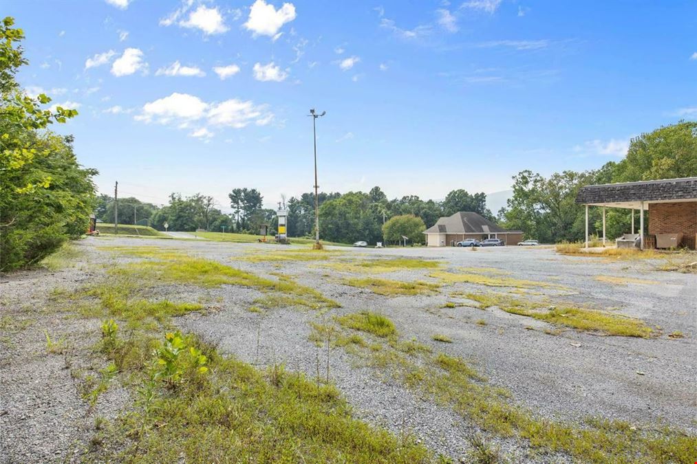 4.5 ACRE COMMERCIAL PARCEL IN THE TOWN OF SHENANDOAH
