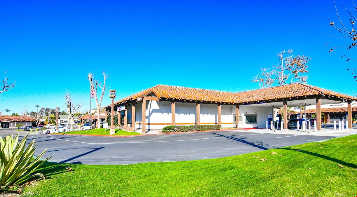 Villa Encinitas Plaza