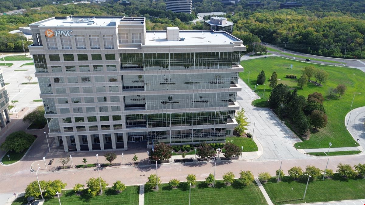 82 Corporate Woods