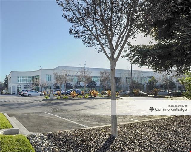 Woodside Technology Park - 700 Bay Road