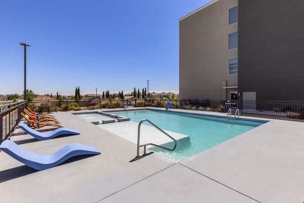 La Quinta Inn & Suites El Paso East Loop-375