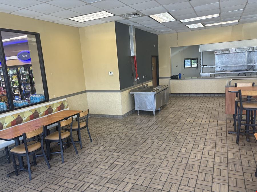 QSR/Fast Casual with Drive Thru