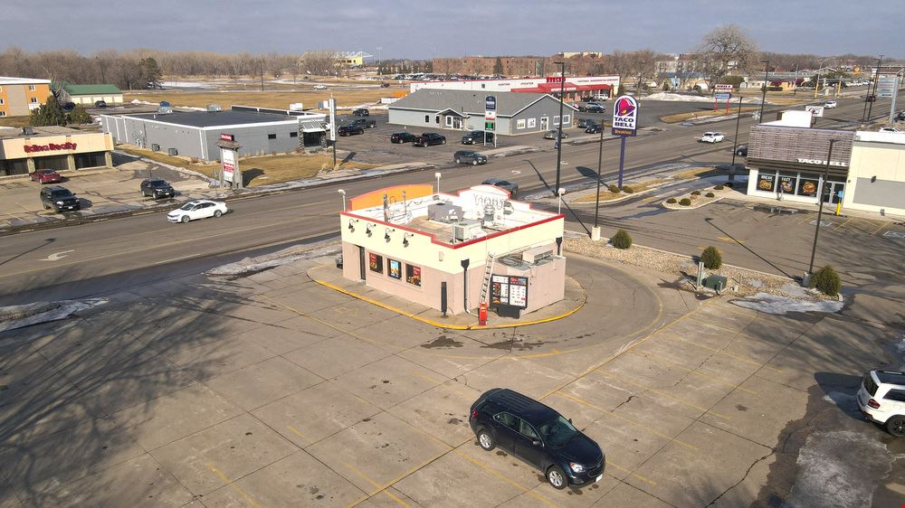 Vacant QSR - Former Taco John's