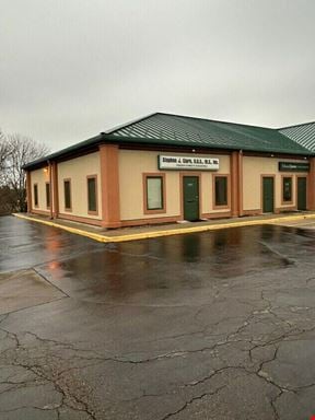 8214-8244 N Main St