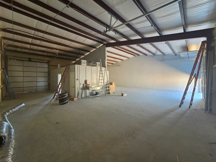 3782 FM 725 Office Warehouse