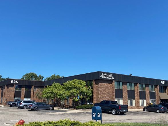Preview of Office space for Rent at 631-637 E Big Beaver