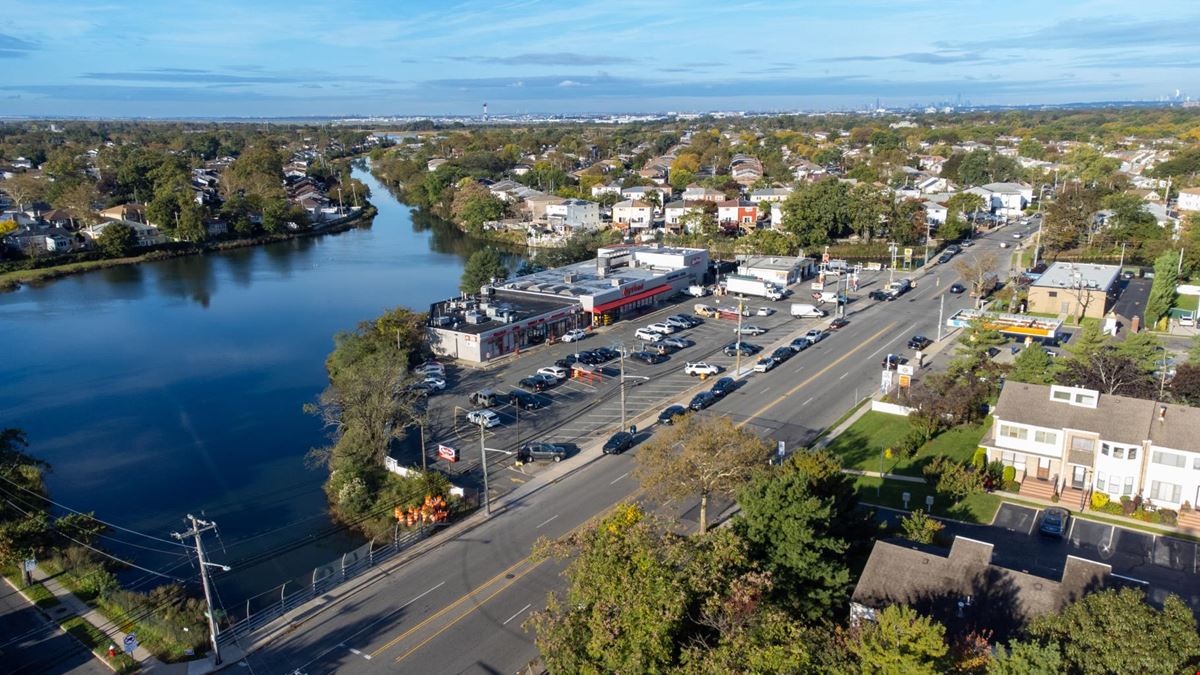 North Woodmere - Hygrade Shopping Center