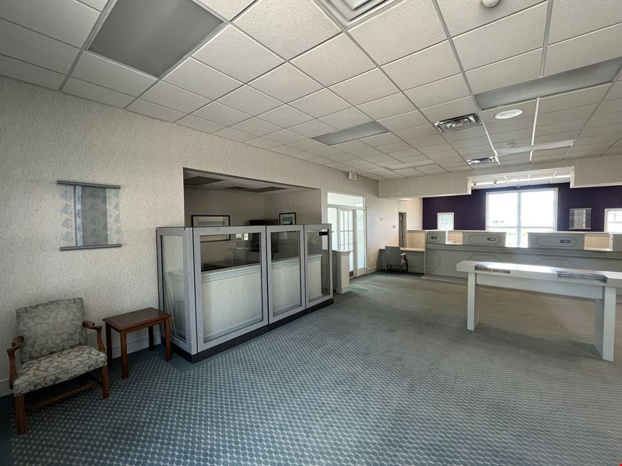 7612 Alexandria Pike