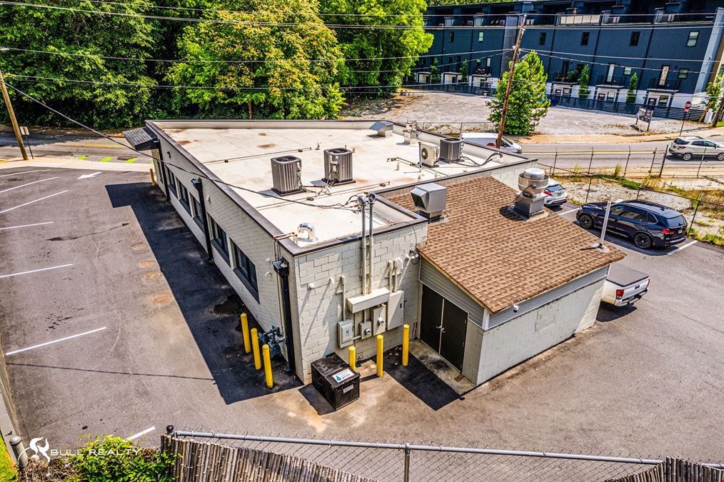 Food & Beverage Two-Tenant Building | NNN Leases | 6.5% Cap Rate