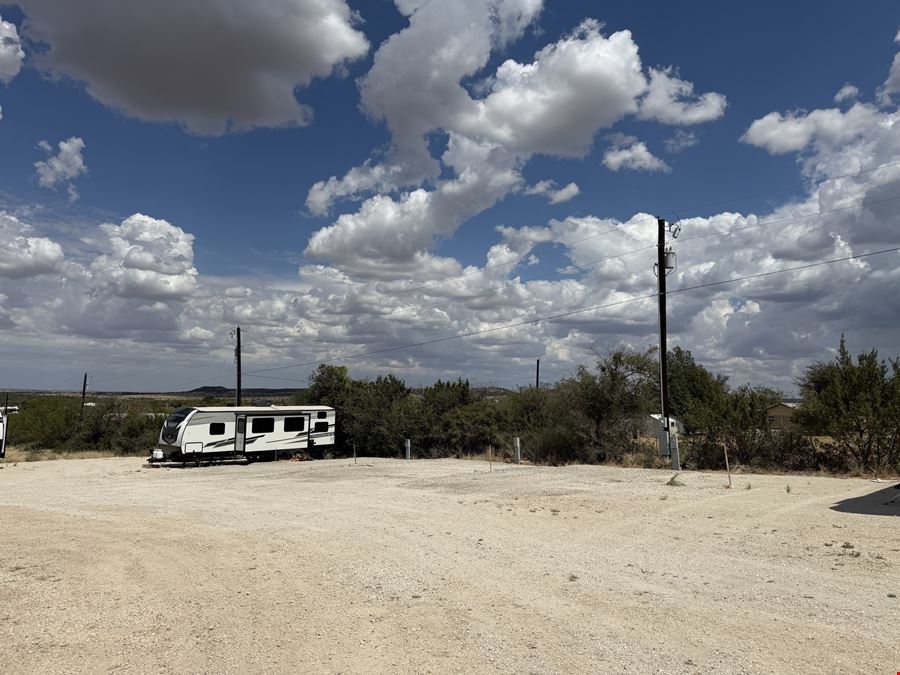 Whispering Winds RV PARK / 26 RV Units / 9.98  ACRES