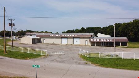 Preview of commercial space at 427 North Maple Street