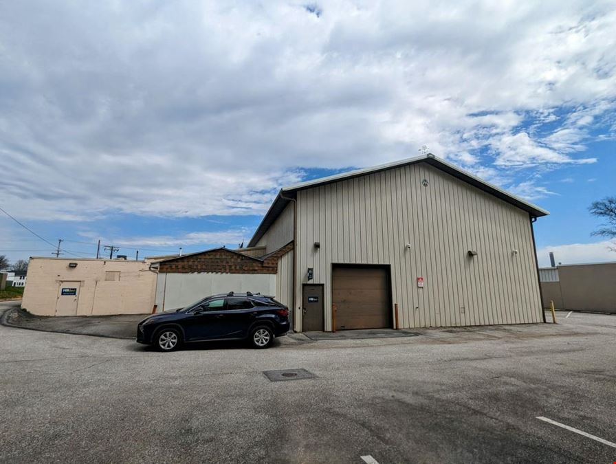 9405 Liberty Rd