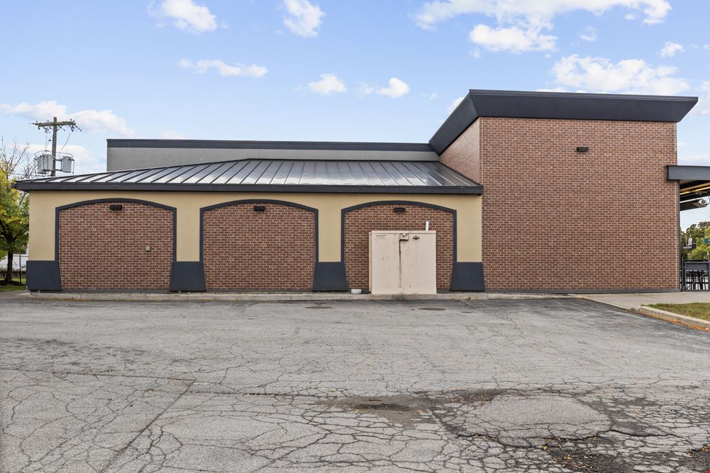 Former Buffalo Wild Wings