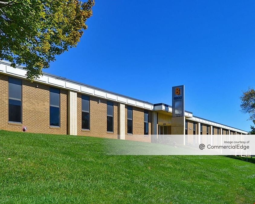 Cloverleaf Building 6