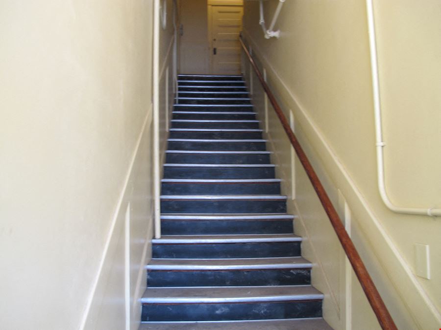 99 Main St