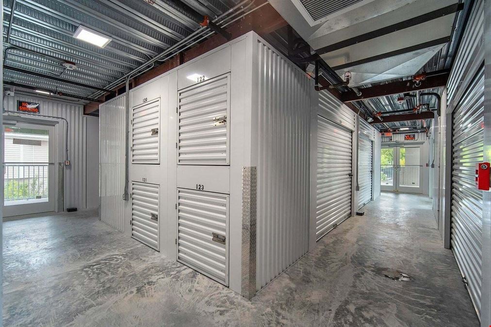 678 Mini Storage