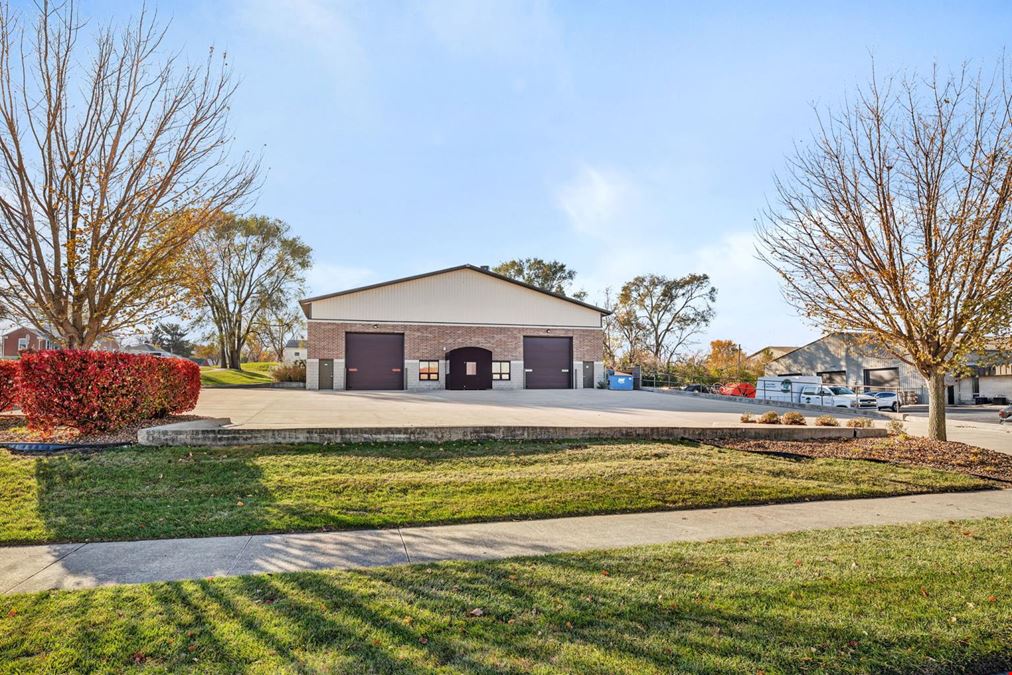 801 Brian Dr, Crest Hill, IL 60403