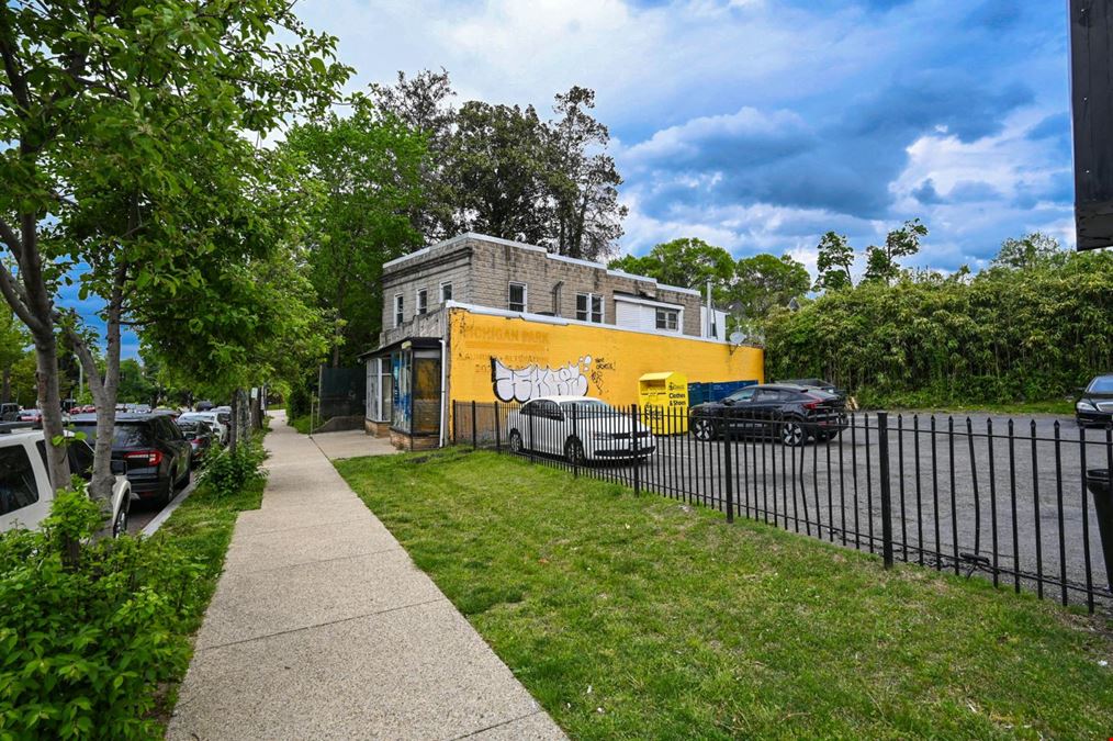 3923 12th St NE