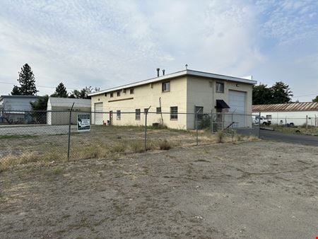 Preview of Industrial space for Rent at 1520 E Houston Ave