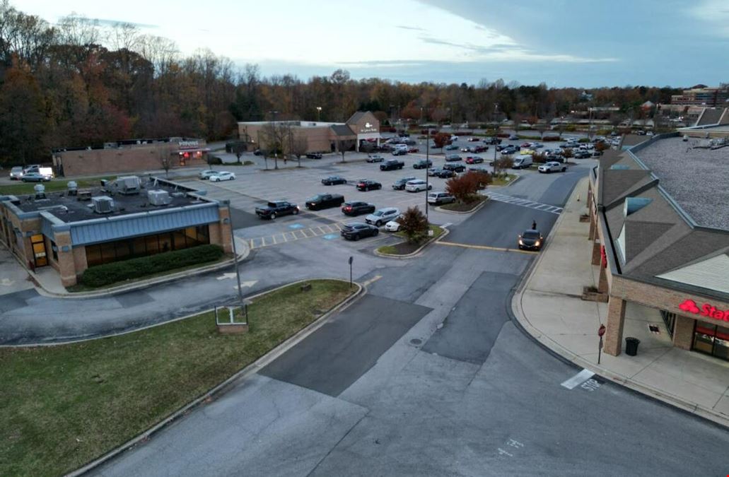 Market at South River Colony