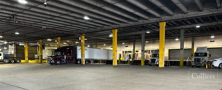 Divisible Rail-Served Warehouse Up to ±150,000 SF